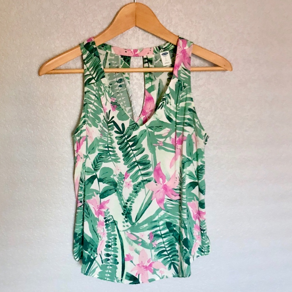 TROPICAL TOP